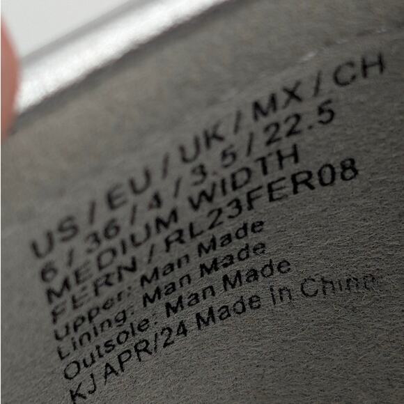 Kenneth Cole Reaction Fern Slip On Loafer Shoes Women's Silver Size US6 EU36 - Picture 8 of 11